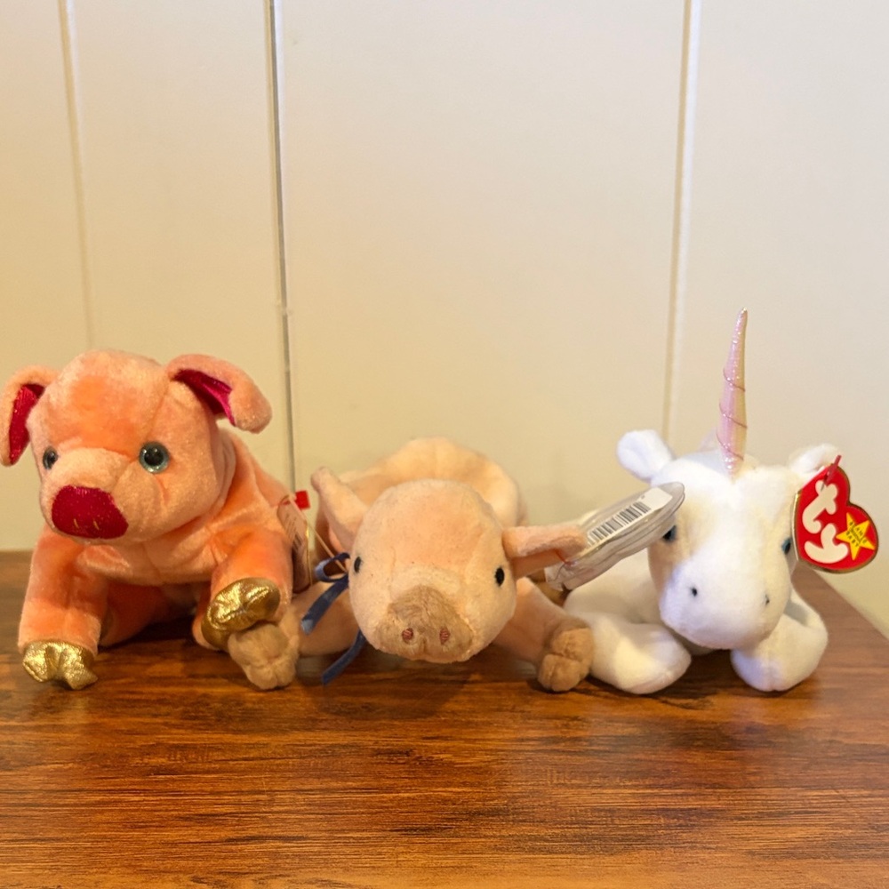 Ty Beanie Babies Plush Trio - Chinese Year of the Pig, Knuckles, and Mystic
